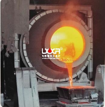 Tilting rotary furnace