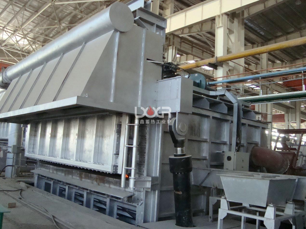 Regenerative  aluminum melting furnace and heat preservation furnace